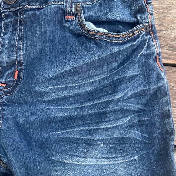 Zanadi Women's Blue Denim Shorts - Picture 6 of 8